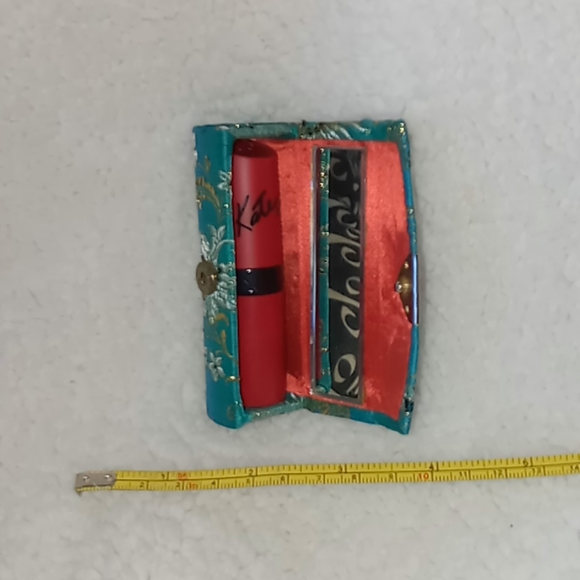Lipstick Case - Picture 3 of 4